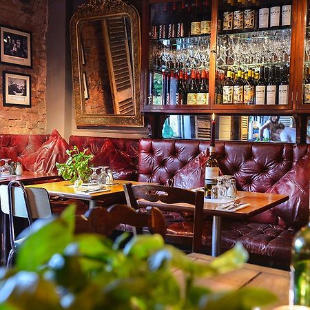 Roebuck Inn Mobberley Bagian luar foto